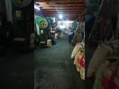 كرسي مكتب حديدي على شكل فراشة آلية دوارة هيكل متوسط كبير