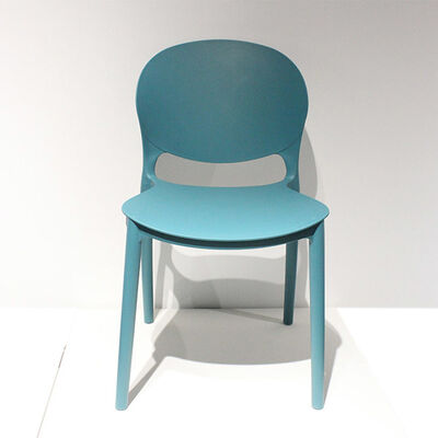 سعر جيد أبعاد المقعد 45H 42W 40D سم كرسي بلاستيكي حديث كرسي طعام مع نظرة عصرية أنيقة مريحة وسهلة الصيانة الانترنت